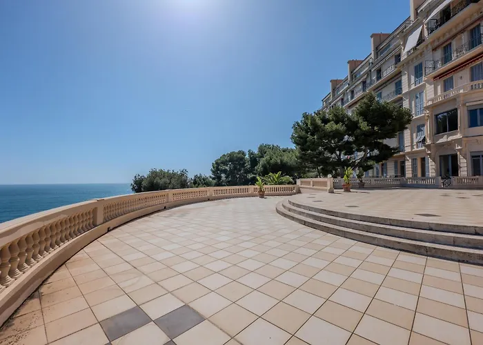 Cap Martin روكوبرُن كاب مارتي